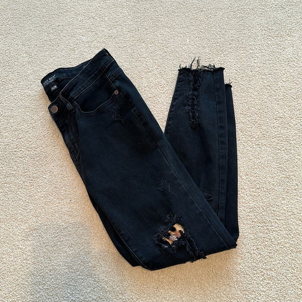 Judy Blue Black Cheetah Print Denim Skinny 7/28